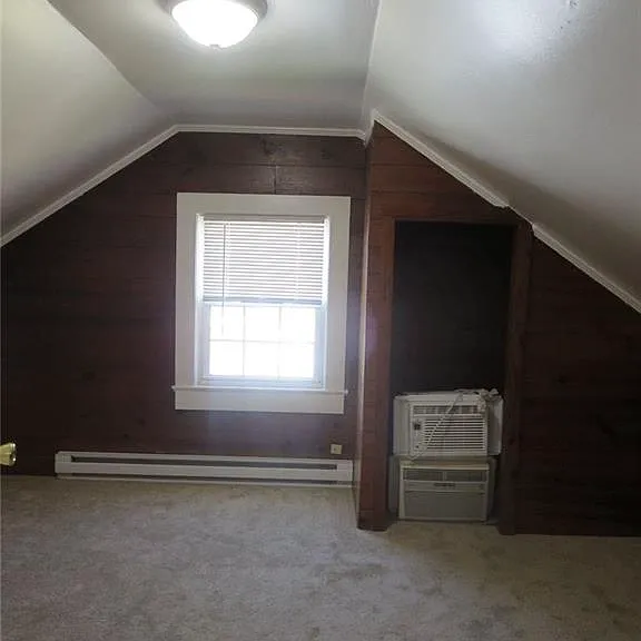 409 Hobart Ave #C — Photo 14
