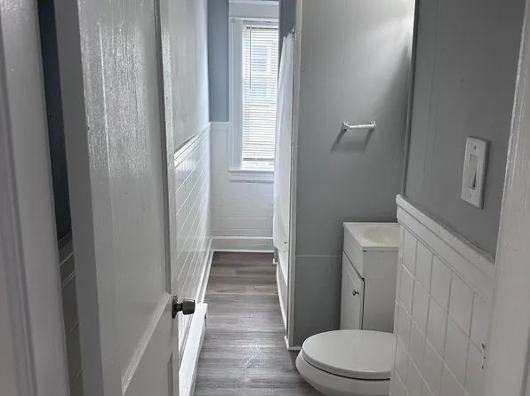139 Cambridge St #3, Worcester, MA 01603