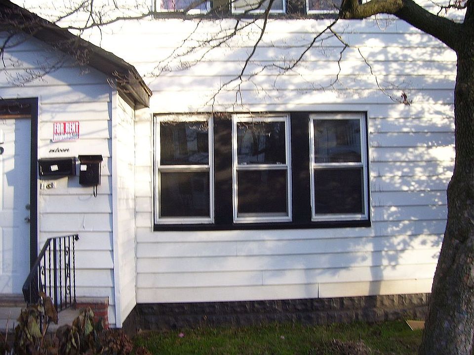 1st image of 16 Arsdale Ter