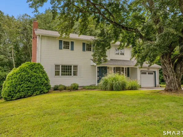 34 Green Briar Road, Norwich, CT 06360