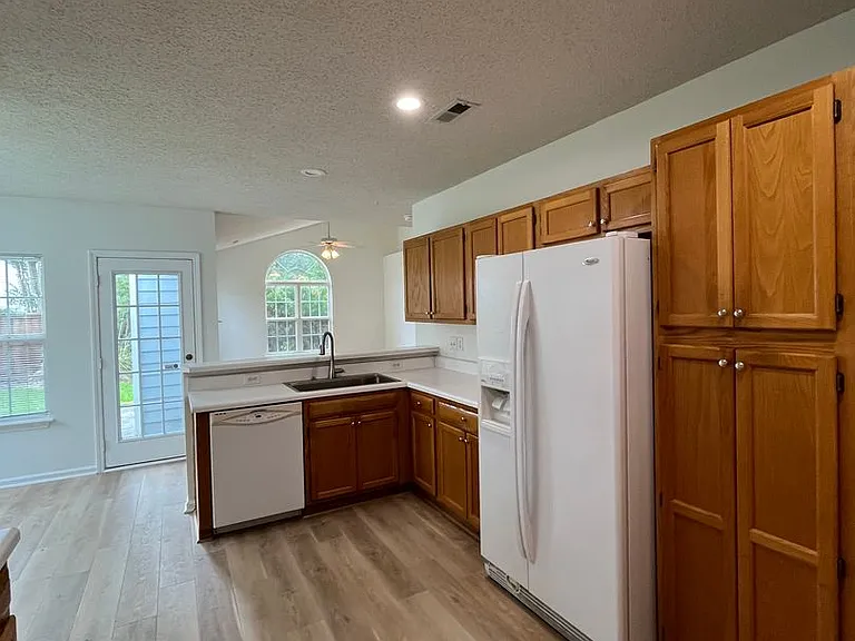 1408 Barouche Ct — Photo 20