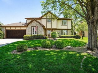 1180 Chatham Ridge Rd, Westerville, OH 43081