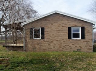 7481 Laurel Rd, Greenup, KY 41144