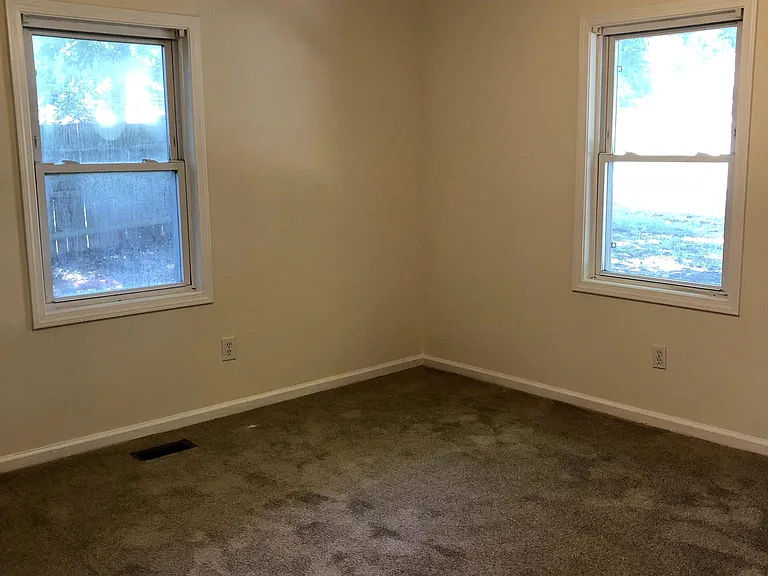 2407 Acapulco Dr — Photo 6