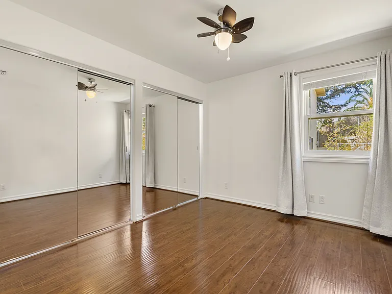1530 Parmer Ave — Photo 18