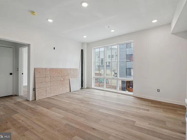 1828 Frankford Ave #202 — Photo 7