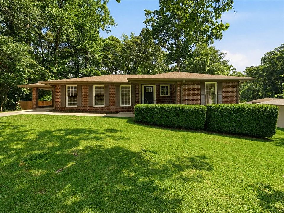 1st image of 61 Barrett Cir SE