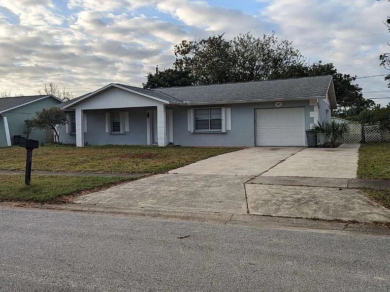 883 Bartel Ln — Photo 1