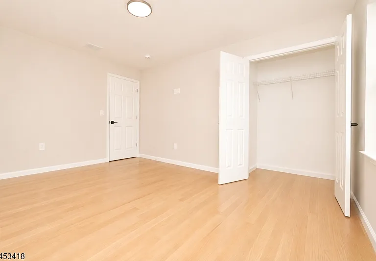 29 Frederick St #2 — Photo 16