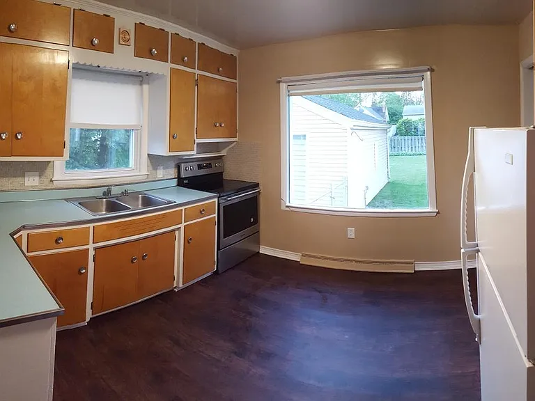 614 Samantha Ave — Photo 6