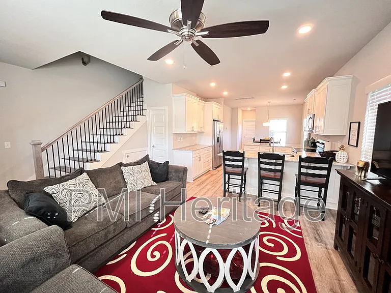 1452 W Sligo St — Photo 3