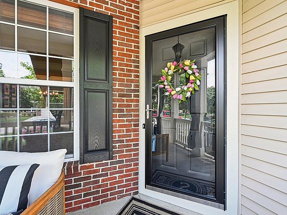 5th image of 2945 Cordella St