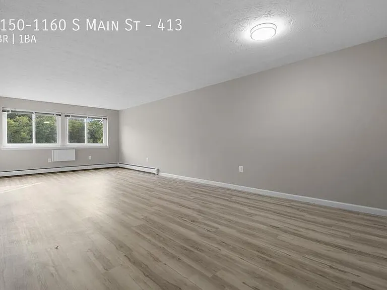 1150-1160 S Main St #413 — Photo 8