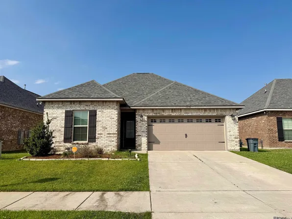 1074 Elliston Dr, Gonzales, LA 70737
