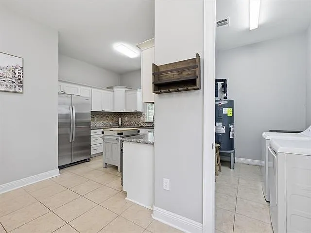 4261 Carlene — Photo 17