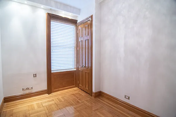 Rented by WAM Partners - William Moses Co. | media 61