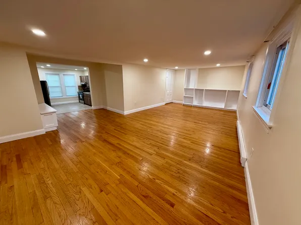 88 Cross St, Malden, MA 02148