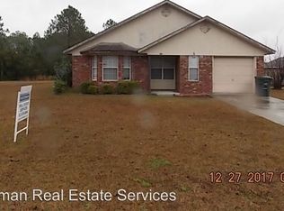 901 Rice Ct, Hinesville, GA 31313
