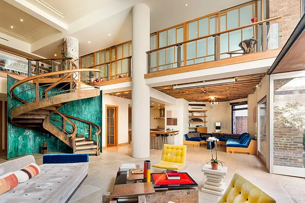 Rented by Keller Williams NYC | media 17