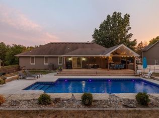 8 Timber Creek Dr, Platte City, MO 64079