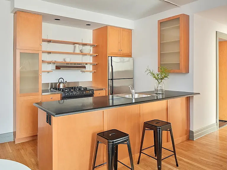 125 Court St #7SD — Photo 2