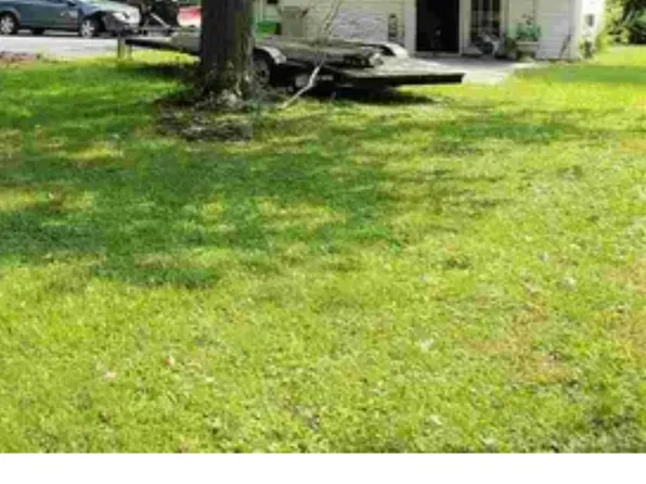 174 N 5th St, Marine City, MI 48039