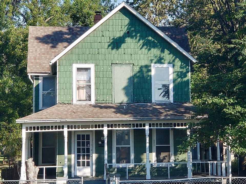 1st image of 1024 NE Quincy St