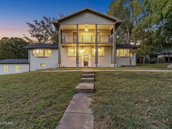 2829 W Ellison Dr, Springfield, MO 65810