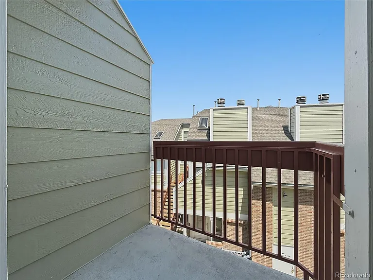 942 S Dearborn Way #10 — Photo 16