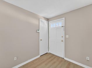 1712 Village Ct, Brandon, FL 33511