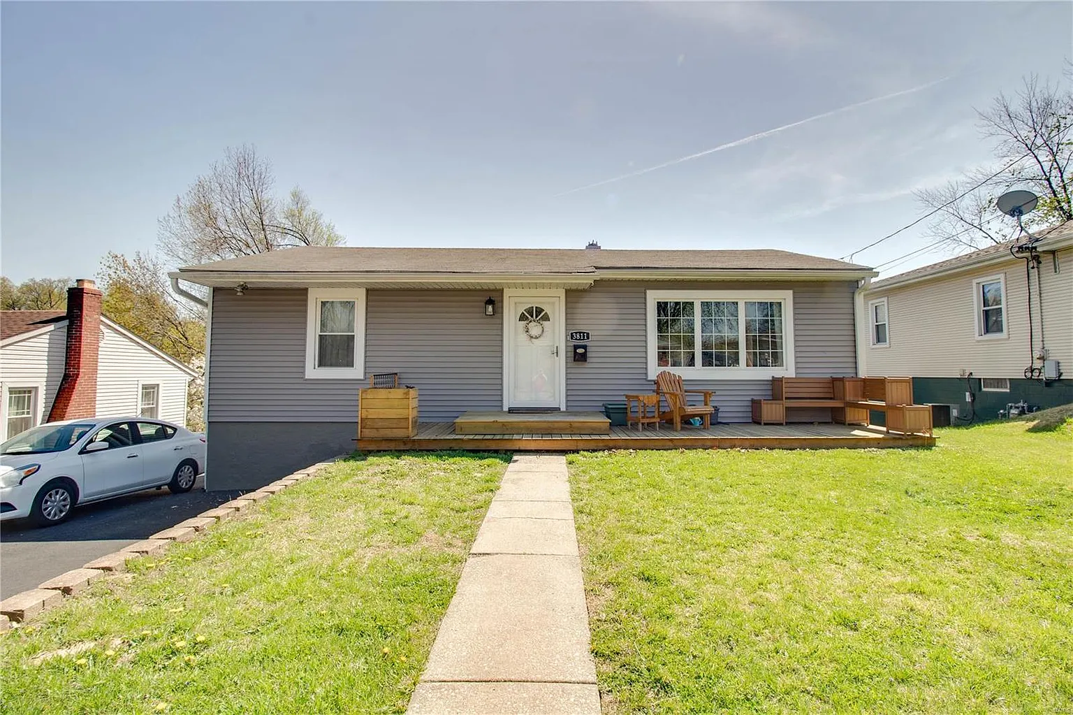 3811 Western Ave photo 1