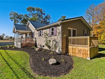 2259 Center Rd, Scipio Center, NY, 13147