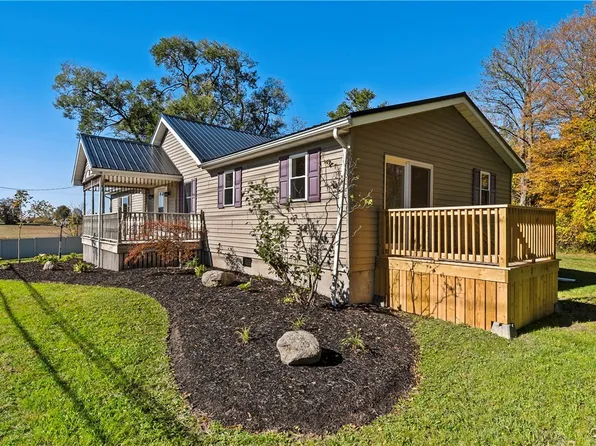 2259 Center Rd, Scipio Center, NY 13147