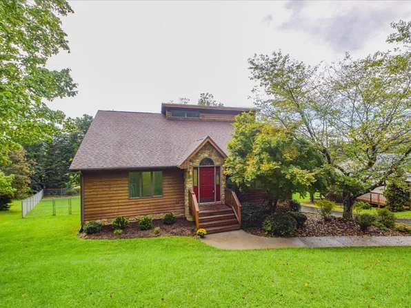 5315 Merriman Rd, Roanoke, VA 24018