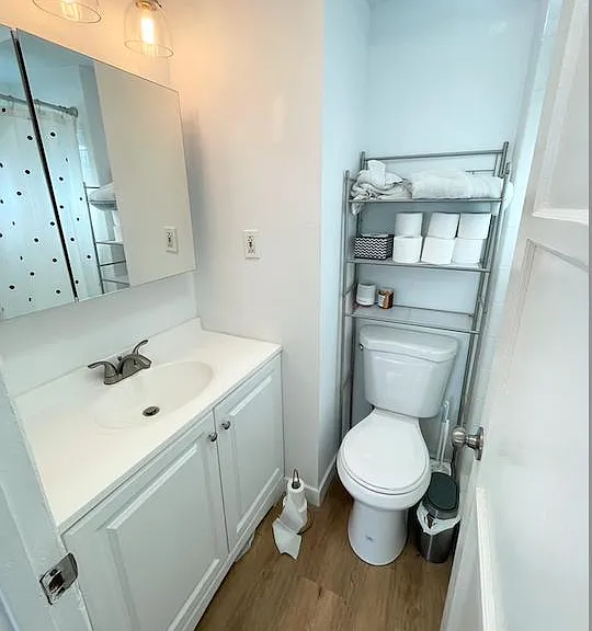 Remodeled bathroom..has a door