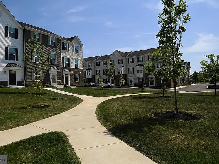 265 Compass Dr — Photo 19