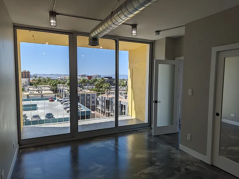 207 W Clarendon Ave #6B — Photo 5