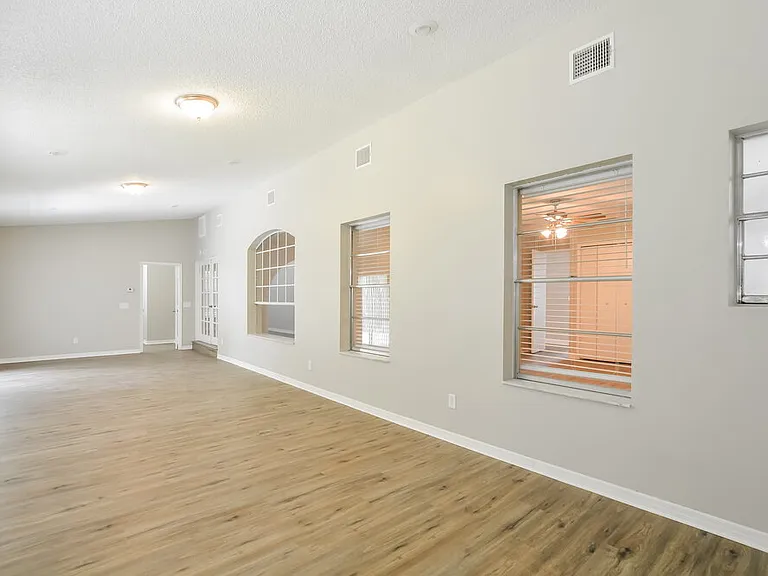 2156 Pimlico St — Photo 8