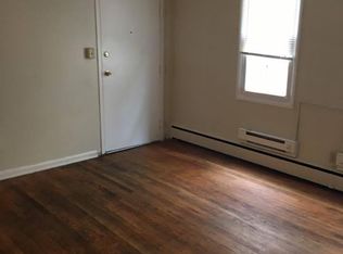 125 W Burke St APT 17, Martinsburg, WV 25401