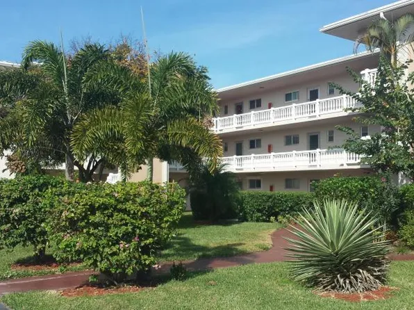 2770 S Garden Drive #212, Lake Worth, FL 33461