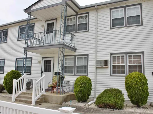 300 5th St S #1B, Brigantine, NJ 08203