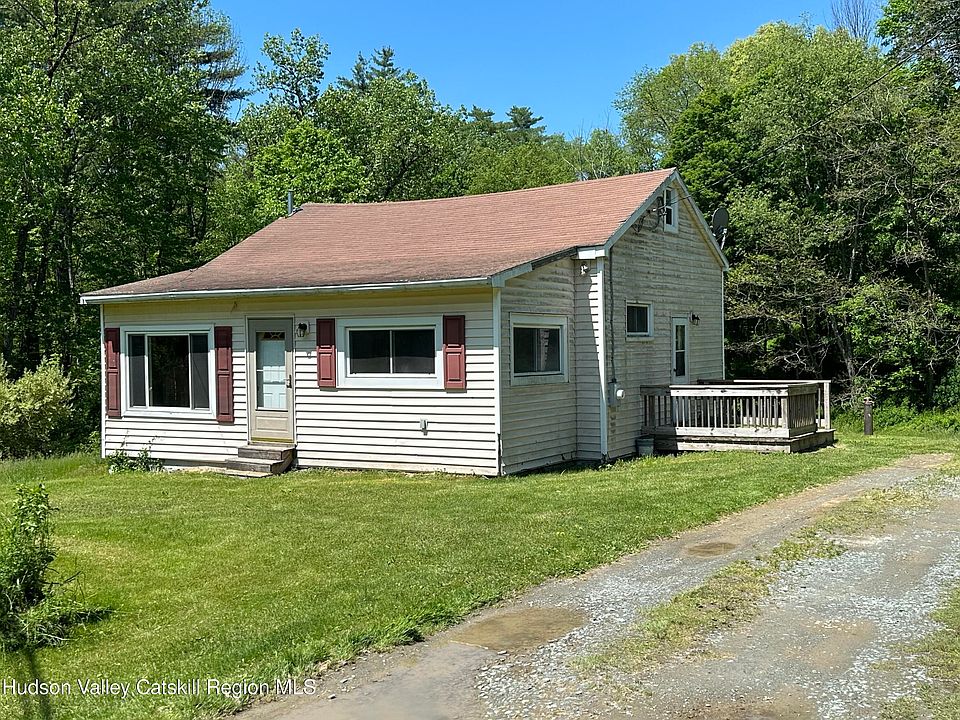 1st image of 32 Thompson Lane