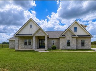 9671 Crow Ln, Adkins, TX 78101
