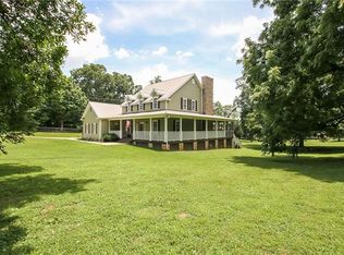 4625 Matthews Rd, Cedar Hill, TN 37032
