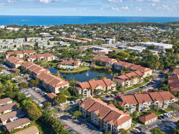 1112 Villa Cir, Boynton Beach, FL 33435