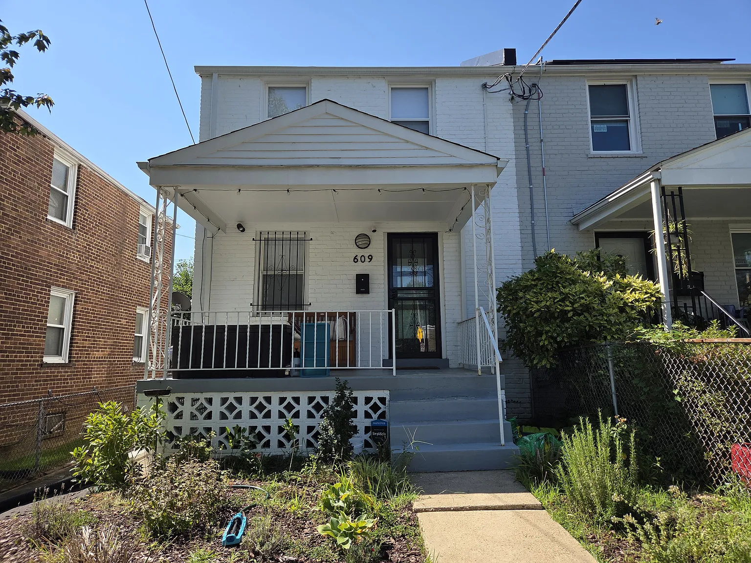 3 bed, 1224 sqft, $3,150 — Photo 1