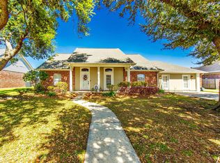 300 Cheyenne Dr, Houma, LA 70360