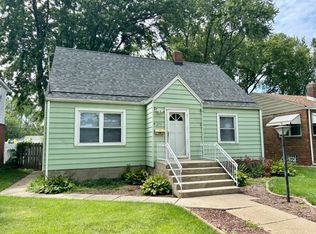 271 S Forest Ave, Bradley, IL 60915
