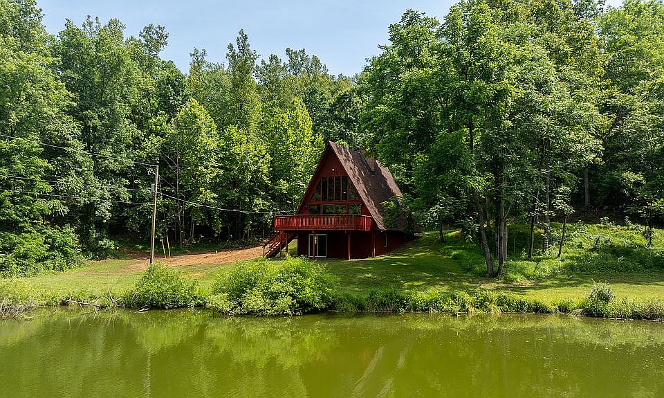 1st image of 225 Opus Ln