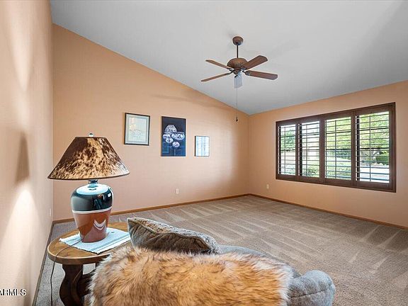 5th image of 1365 N TERCERA Avenue